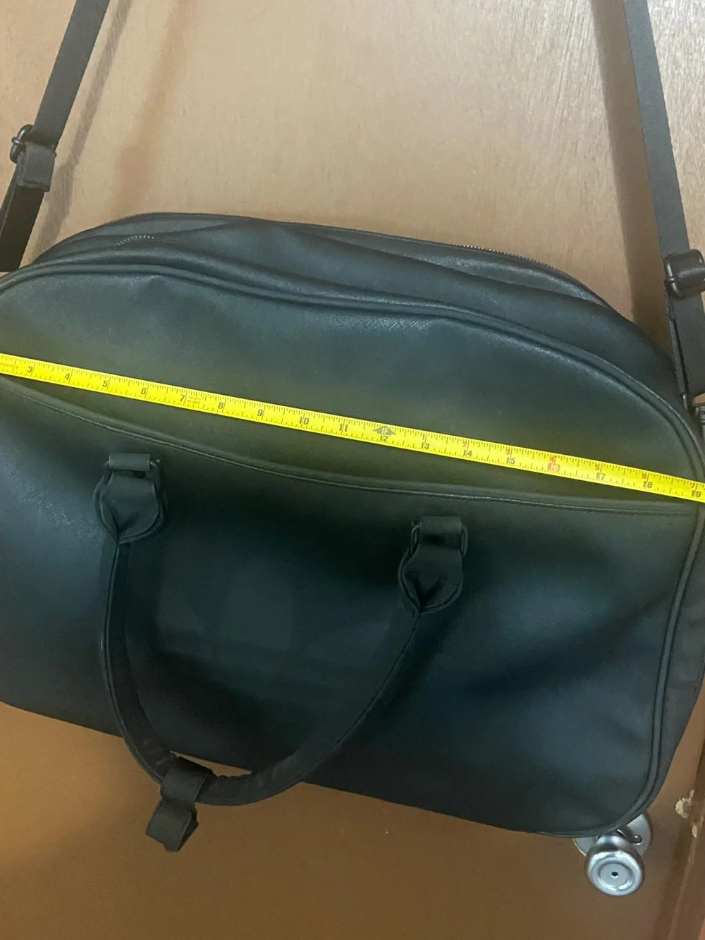 Men's Black Travel Duffel Bag with Adjustable Strap